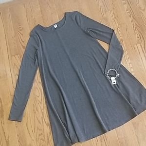 Old Navy trapeze style knit long sleeve dress.